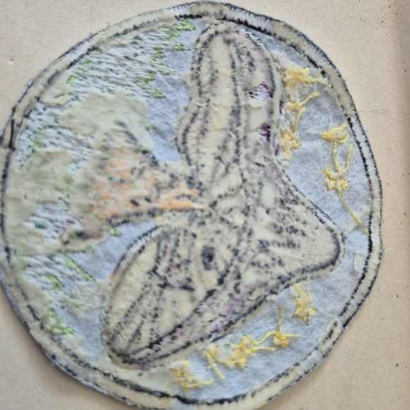 Colorful Mushroom Embroidered Patch - Picture 3 of 6